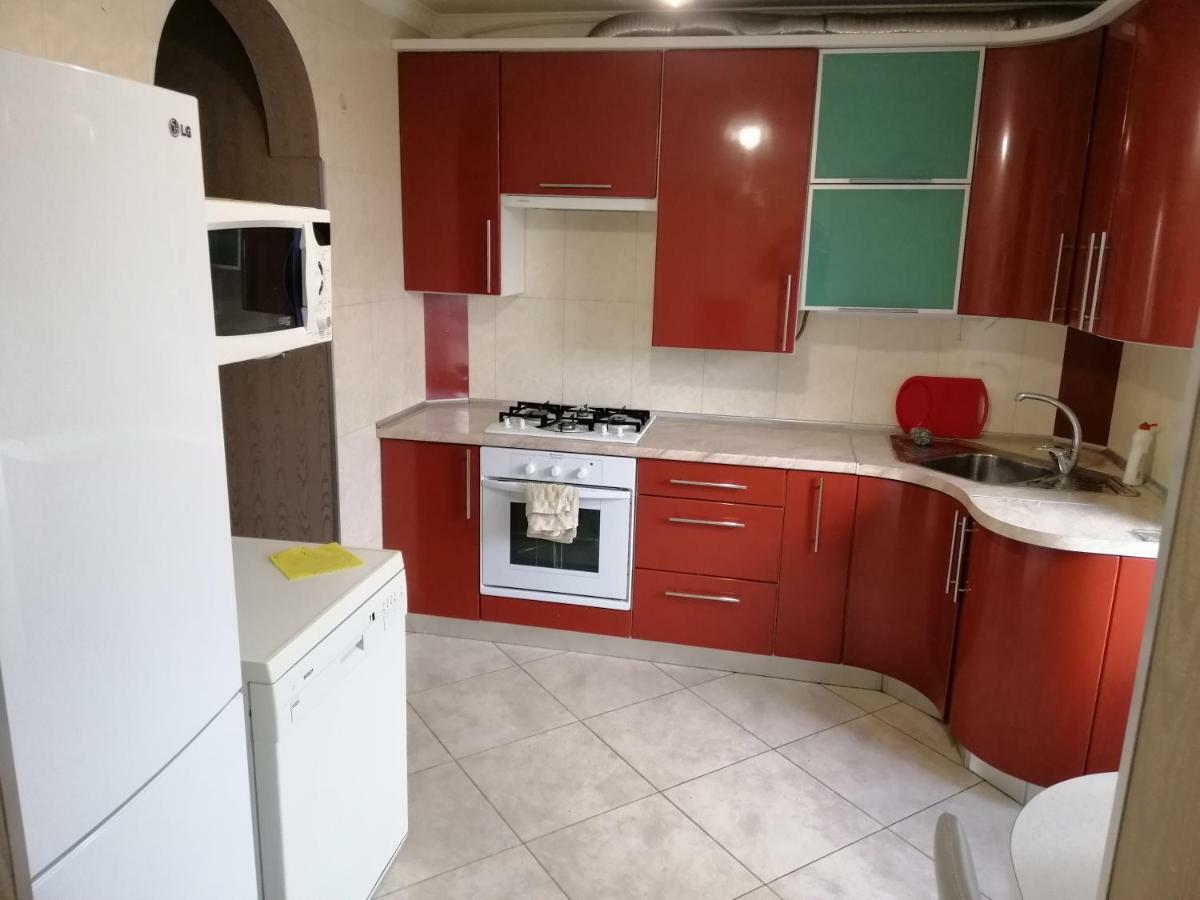 Тихая Квартира В Центре Ковеля Kovelʼ Extérieur photo